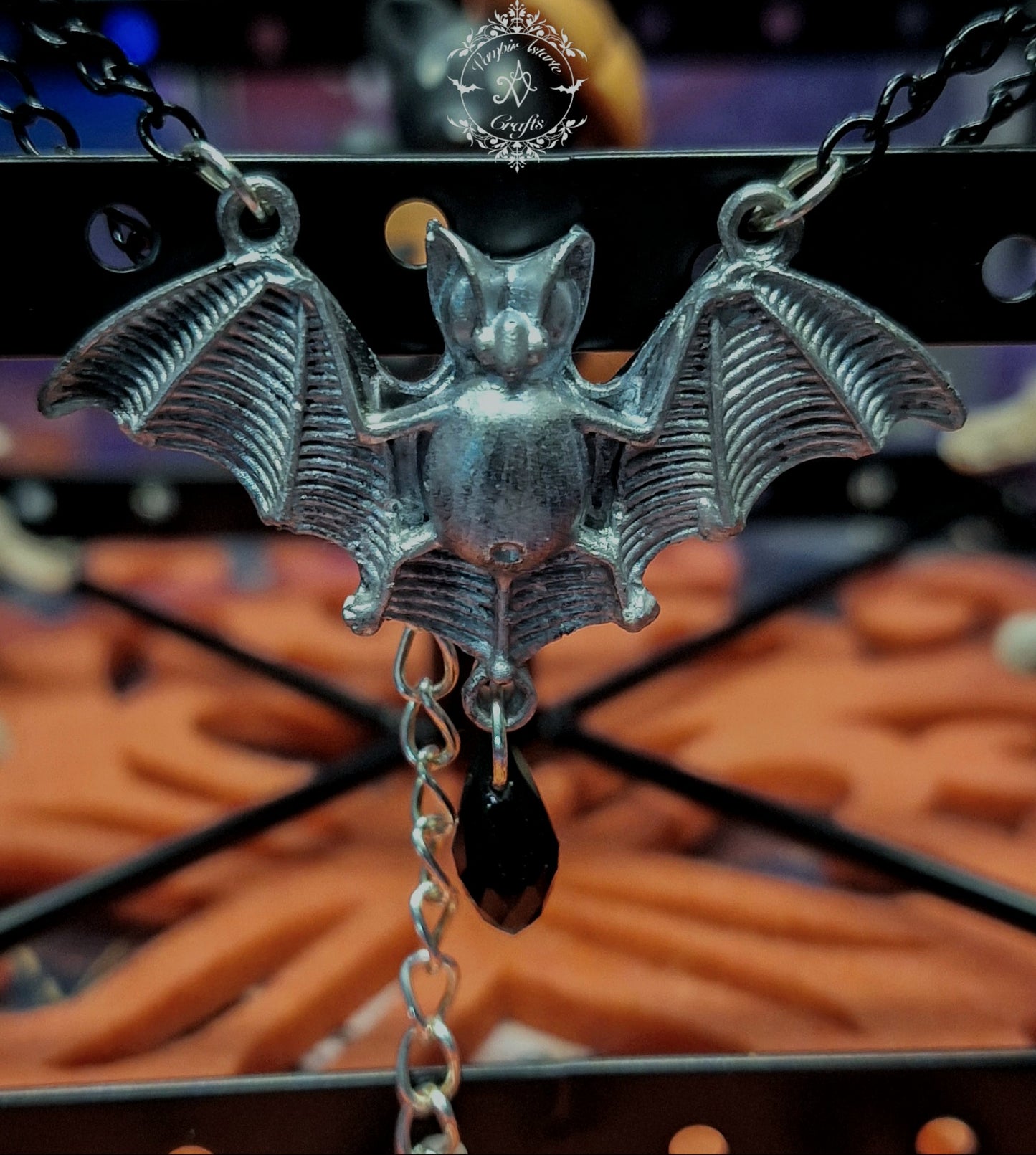 COLGANTE BAT (silver/con lágrima negra)